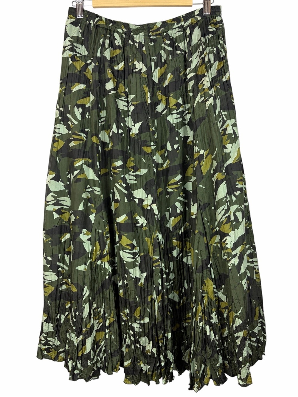 Chico’s Olive Green Crinkle Floral Maxi Skirt Silk Blend Lined Size 2 (Large)